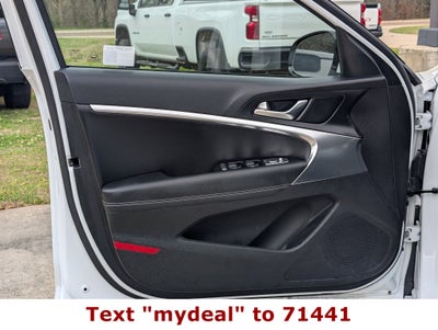 2025 Genesis G70 2.5T