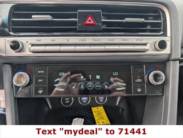 2025 Genesis G70 2.5T