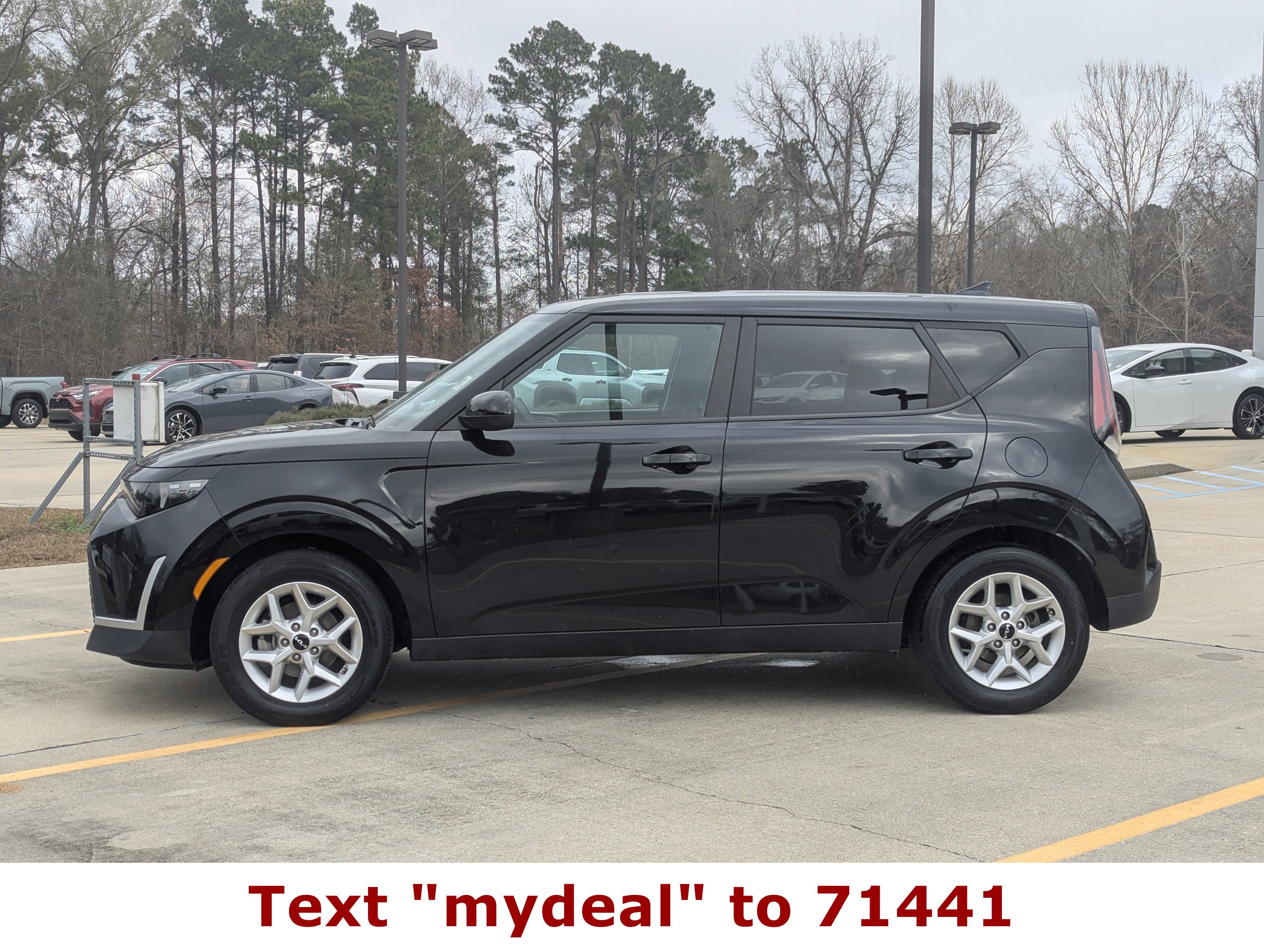 Used 2024 Kia Soul LX with VIN KNDJ23AU9R7235549 for sale in Natchez, MS