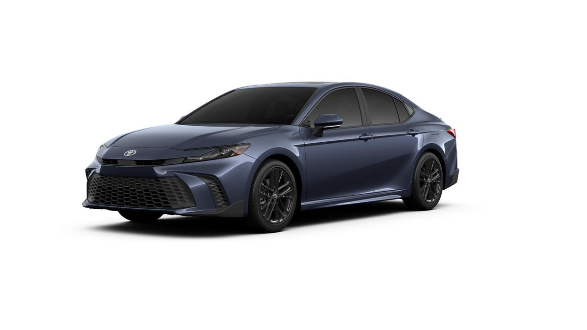 2026 Toyota Camry SE Hybrid's photo