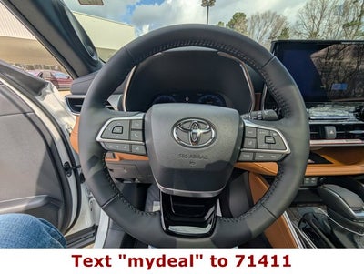 2026 Toyota Highlander Platinum