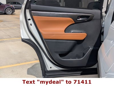 2026 Toyota Highlander Platinum