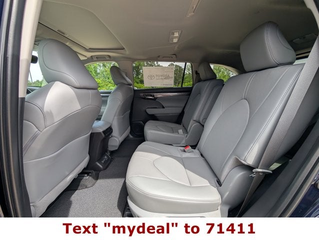 2026 Toyota Highlander Hybrid Limited