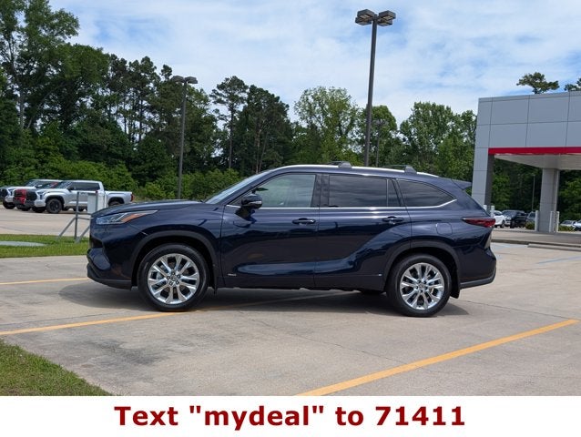 2026 Toyota Highlander Hybrid Limited