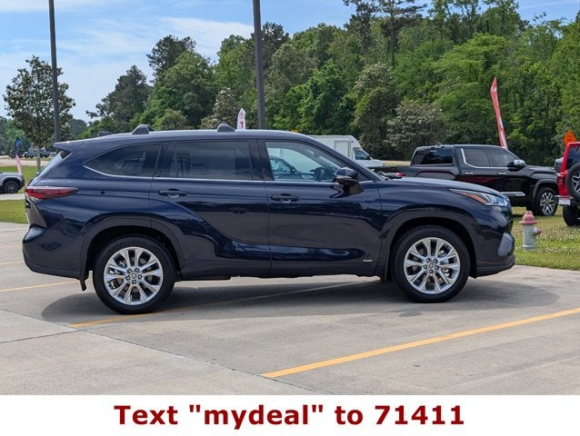 2026 Toyota Highlander Hybrid Limited