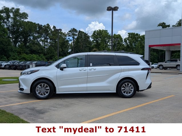 2026 Toyota Sienna XLE