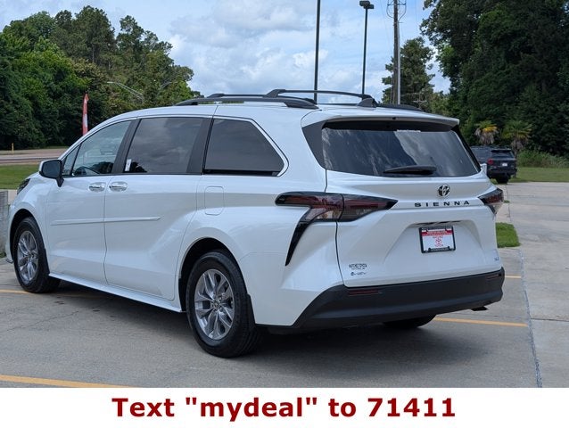 2026 Toyota Sienna XLE