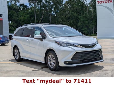 2026 Toyota Sienna XLE
