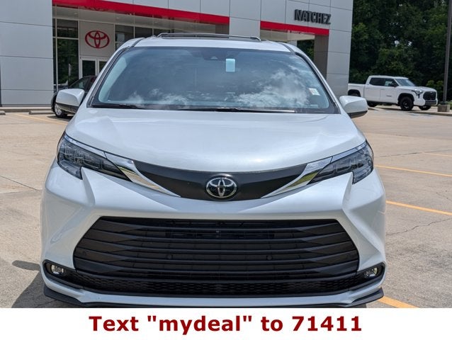 2026 Toyota Sienna XLE
