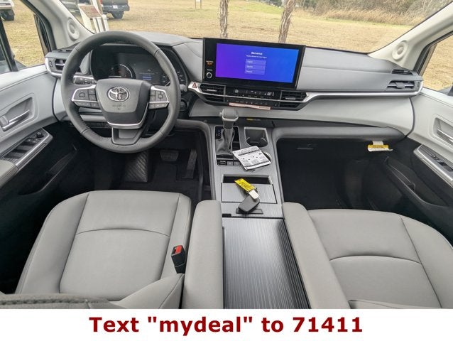 2026 Toyota Sienna XLE