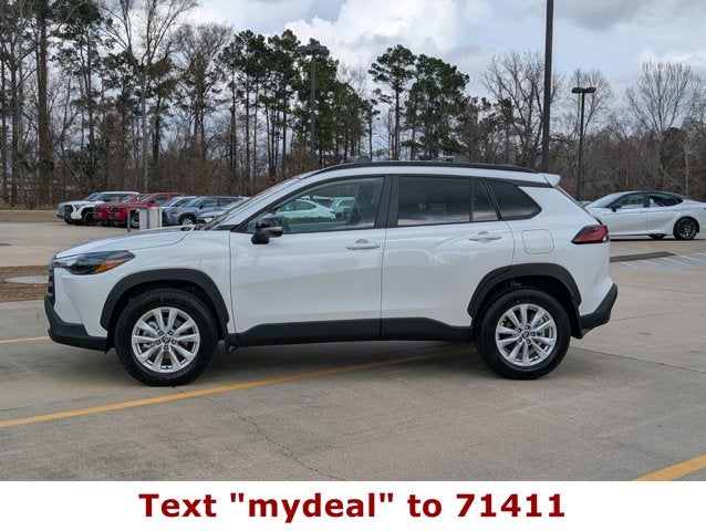 2026 Toyota Corolla Cross LE