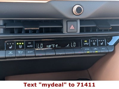 2026 Toyota Toyota Crown Signia Limited