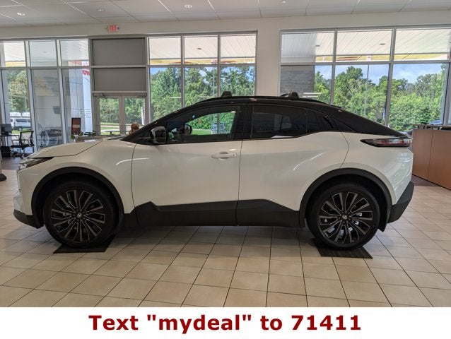 2026 Toyota C-HR XSE
