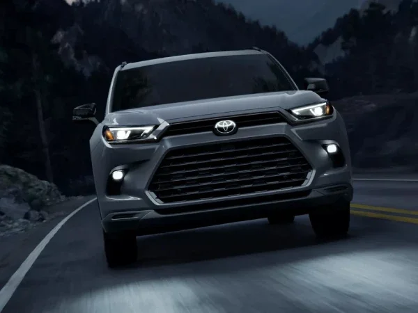2026 Toyota Grand Highlander Hybrid Performance