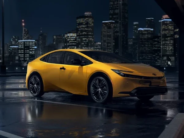 2026 Toyota Prius Exterior Front View