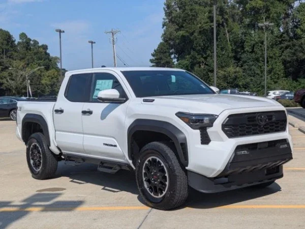 2026 Toyota Tacoma i-FORCE MAX Exterior